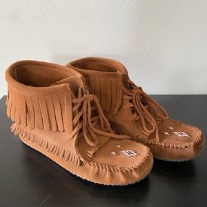 Manitobah Mukluks “Harvester” boot